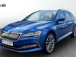 Blå Begagnad 2023 Skoda Superb LAURIN & KLEMENT Kombi | 429 900 kr (Dyr)