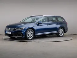 Blå Begagnad 2021 VW Passat GTE Kombi | 319 000 kr (Dyr)