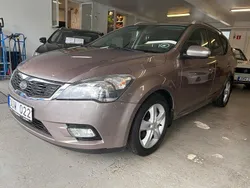 Mörkgrå Begagnad 2009 Kia Ceed Sportswagon EX Kombi | 44 900 kr (Marknadspris)