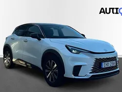Vit (sonic quartz metallic) Begagnad 2024 Lexus LBX SUV | 349 900 kr (Marknadspris)