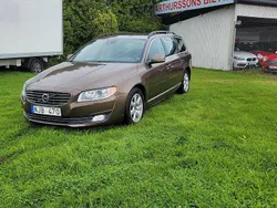 Brun Begagnad 2013 Volvo V70 Momentum Kombi | 114 000 kr (Lite dyr)