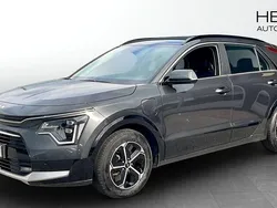 Grå (grey) Begagnad 2022 Kia Niro SUV | 299 900 kr (Marknadspris)