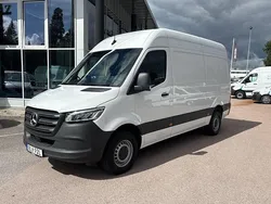 Vit Begagnad 2025 Mercedes Sprinter Van | 536 250 kr (Bra pris)