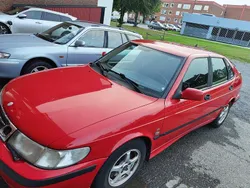 Röd Begagnad 2001 Saab 9-3 Halvkombi | 24 000 kr (Lite dyr)