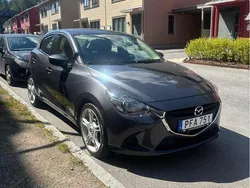 Grå Begagnad 2017 Mazda 2 Halvkombi | 115 000 kr (Bra pris)