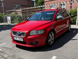 Röd Begagnad 2011 Volvo V50 R-Design Kombi | 69 000 kr (Marknadspris)