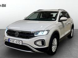 Grå (ascot grey) Begagnad 2022 VW T-Roc Life SUV | 264 900 kr (Marknadspris)