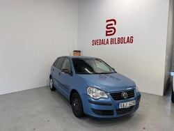 Blå Begagnad 2006 VW Polo Trendline Halvkombi | 24 900 kr (Lite dyr)