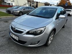 Grå Begagnad 2011 Opel Astra Enjoy Kombi | 35 000 kr (Bra pris)