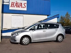 Silver Begagnad 2010 Toyota Verso Minibuss | 54 500 kr (Bra pris)