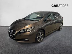 Brun (brown) Begagnad 2022 Nissan Leaf Halvkombi | 184 900 kr (Marknadspris)