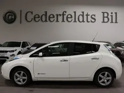 Vit Begagnad 2016 Nissan Leaf Halvkombi | 139 900 kr (Dyr)