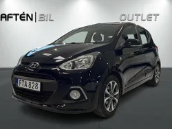 Svart Begagnad 2015 Hyundai i10 Blackline Halvkombi | 49 800 kr (Marknadspris)