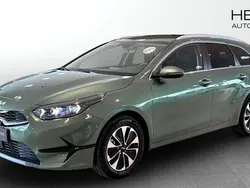 Vit Ny 2025 Kia Ceed Sportswagon Advance Kombi | 292 000 kr (Marknadspris)