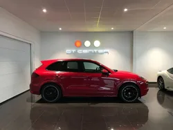 Röd Begagnad 2012 Porsche Cayenne GTS SUV | 299 900 kr