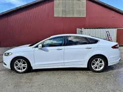 Vit Begagnad 2016 Ford Mondeo Halvkombi | 125 000 kr (Marknadspris)
