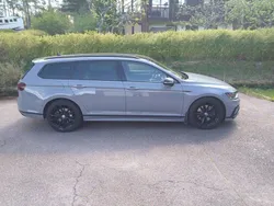 Grå Begagnad 2020 VW Passat GTS Kombi | 230 000 kr (Marknadspris)