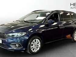 Blå (blue) Begagnad 2018 Fiat Tipo Lounge Kombi | 129 900 kr (Marknadspris)