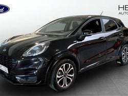 Svart (black) Begagnad 2022 Ford Puma ST-Line Halvkombi | 189 900 kr (Marknadspris)