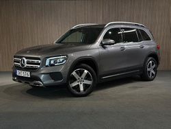 Mörkgrå Begagnad 2021 Mercedes GLB200 SUV | 368 700 kr (Marknadspris)