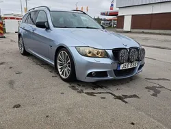 Blå Begagnad 2009 BMW 330 Kombi | 73 900 kr (Superpris)