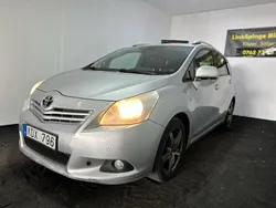 Silver Begagnad 2009 Toyota Verso Minibuss | 52 000 kr (Marknadspris)