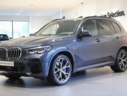 Grå Begagnad 2021 BMW X5 iPerformance SUV | 649 000 kr (Lite dyr)