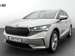 Silver (brilliant silver metallic) Begagnad 2023 Skoda Enyaq iV SUV | 419 900 kr (Marknadspris)