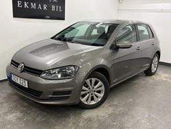 Grå Begagnad 2016 VW Golf VII Halvkombi | 114 900 kr (Marknadspris)