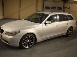 Silver Begagnad 2004 BMW 530 Kombi | 74 900 kr (Lite dyr)