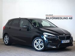 Svart Begagnad 2021 BMW 225 Active Tourer Advantage Minibuss | 239 900 kr (Marknadspris)
