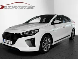 Vit Begagnad 2016 Hyundai Ioniq Premium Sedan | 179 900 kr