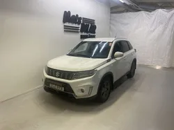 Vit Begagnad 2021 Suzuki Vitara SUV | 179 900 kr
