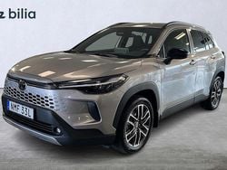 Mörkgrå Ny 2025 Toyota Corolla Cross Style SUV | 429 800 kr (Lite dyr)