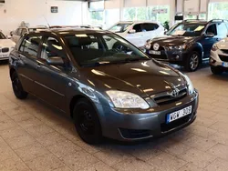 Grå Begagnad 2004 Toyota Corolla Halvkombi | 29 900 kr (Marknadspris)