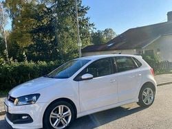 Vit Begagnad 2014 VW Polo Halvkombi | 69 900 kr (Bra pris)