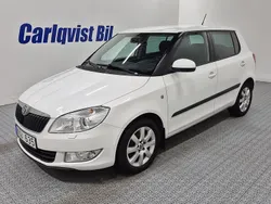 Vit Begagnad 2013 Skoda Fabia Elegance Halvkombi | 89 000 kr (Marknadspris)