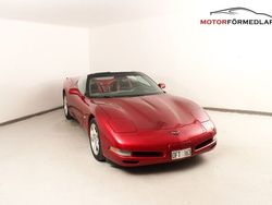 Röd Begagnad 2001 Chevrolet Corvette Cab | 199 000 kr (Marknadspris)