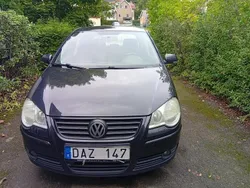 Svart Begagnad 2008 VW Polo Comfortline Halvkombi | 10 000 kr (Superpris)