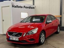 Röd Begagnad 2011 Volvo S60 R-Design Sedan | 109 900 kr (Bra pris)