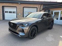 Machine grey metallic Ny 2025 Mazda CX-60 Homura-Line SUV | 636 600 kr (Marknadspris)