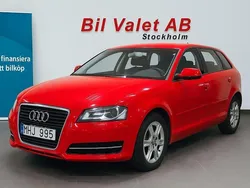 Röd Begagnad 2012 Audi A3 Sportback Attraction Halvkombi | 99 900 kr (Marknadspris)