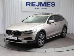 Ljusgrå Begagnad 2022 Volvo V90 CC Ultimate Kombi | 489 500 kr (Lite dyr)
