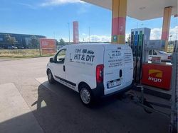 Vit Begagnad 2012 Peugeot Bipper Minibuss | 50 000 kr (Lite dyr)