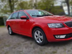 Röd Begagnad 2017 Skoda Octavia GreenLine Kombi | 130 000 kr (Dyr)