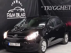 Svart Begagnad 2012 Kia Rio Halvkombi | 54 800 kr (Marknadspris)