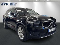 Svart Begagnad 2018 Volvo XC40 Momentum SUV | 209 700 kr (Marknadspris)