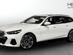 Begagnad 2025 BMW 530e M Sport Kombi | 598 700 kr (Superpris)