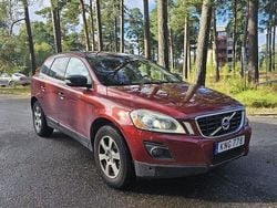 Röd Begagnad 2010 Volvo XC60 SUV | 77 000 kr (Bra pris)