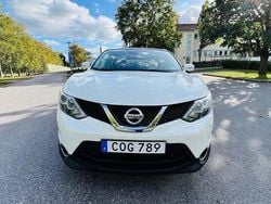 Vit Begagnad 2014 Nissan Qashqai SUV | 88 500 kr (Marknadspris)